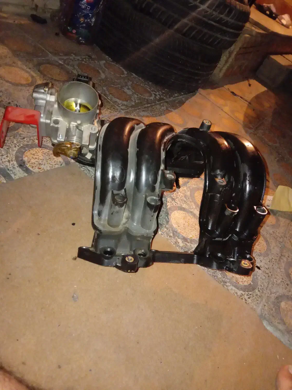 منیفول ۲۰۰۰هزار دریچه گاز نیسانی|قطعات یدکی و لوازم جانبی|خرم‌آباد, |دیوار