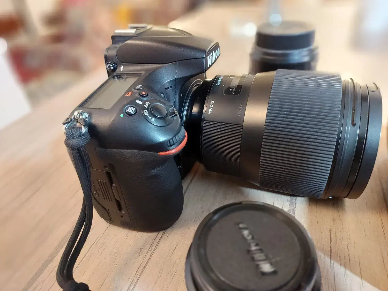دوربین d810 و لنز کمیاب سیگما ۱۳۵ sigma art|دوربین عکاسی و فیلم‌برداری|نور, |دیوار