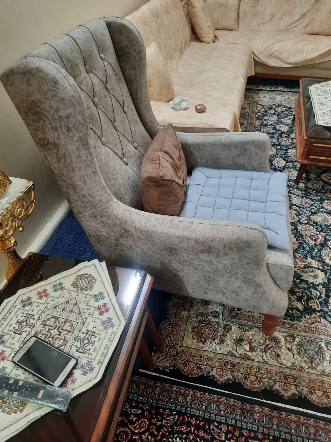 دو عدد صندلی راحتی|مبلمان خانگی و میز عسلی|تهران, خزانه|دیوار