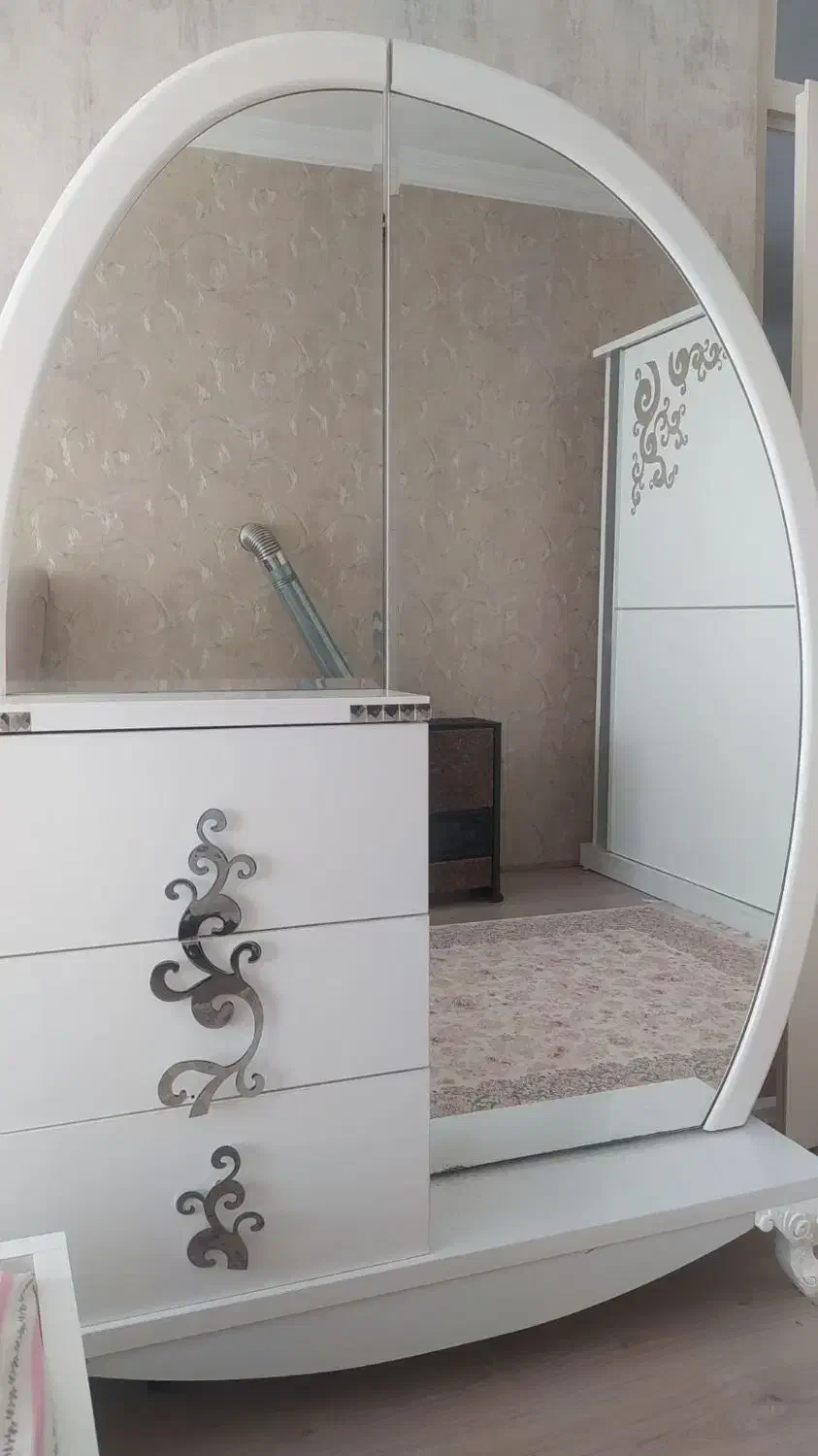 میز آرایش|جاکفشی، کمد، دراور|خوی, |دیوار