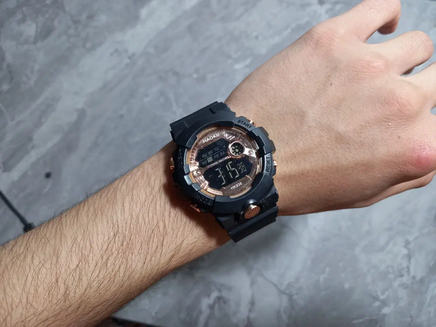 ساعت جیشارک|ساعت|قم, زنبیل آباد|دیوار