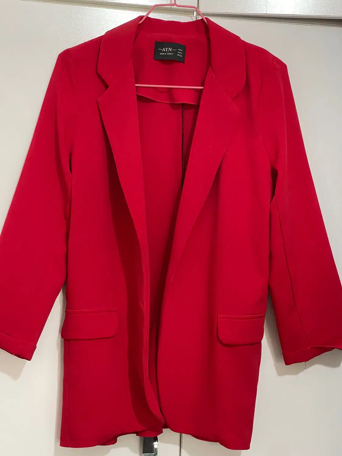 تعدادی شومیز و لباس بیرون رفتنی ترک|لباس|جم, |دیوار