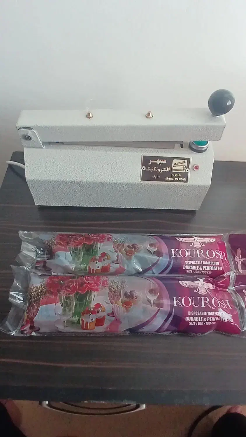 سفره یکبارمصرف|سفره، حوله، دستمال آشپزخانه|آبیک, |دیوار