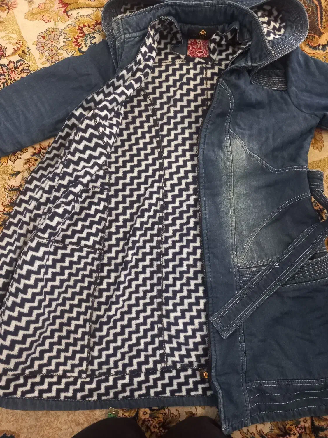 پالتو جین کلاهدار خیل گرم تمیز درحدنو|لباس|قم, شهرک مهدیه (مدرس)|دیوار