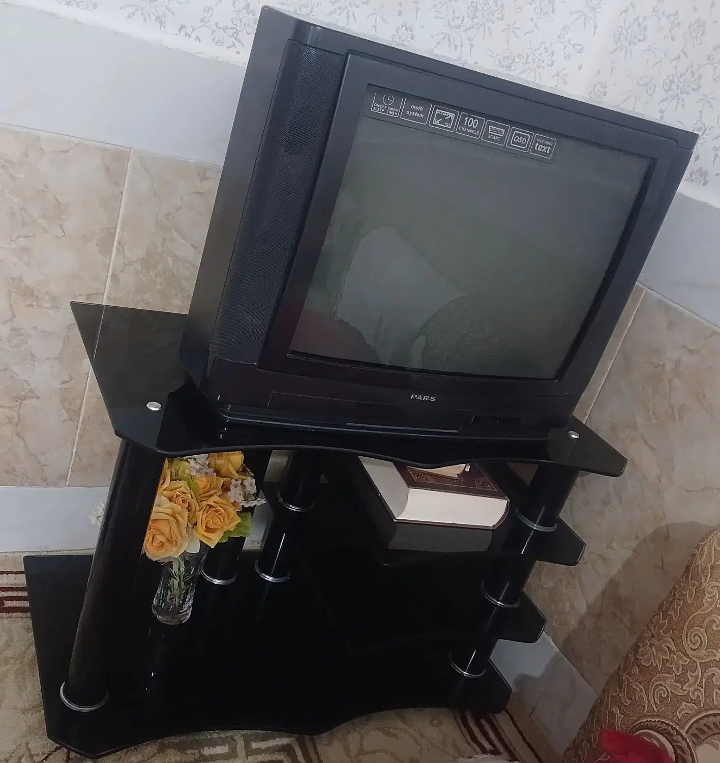 فروش تلویزیون و زیر تلویزیون|تلویزیون و پروژکتور|دهلران, |دیوار