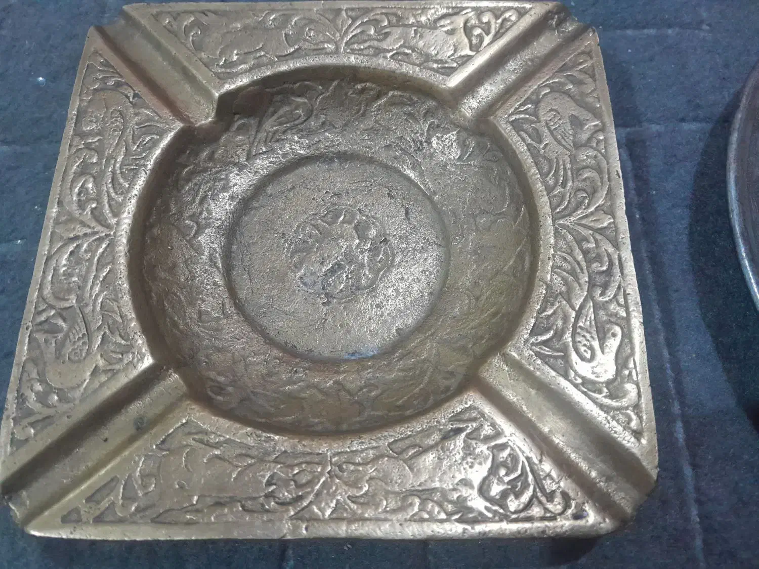 قلیون و کاسه مسی قلم خورده|صنایع دستی و سایر لوازم تزئینی|جعفرآباد, |دیوار