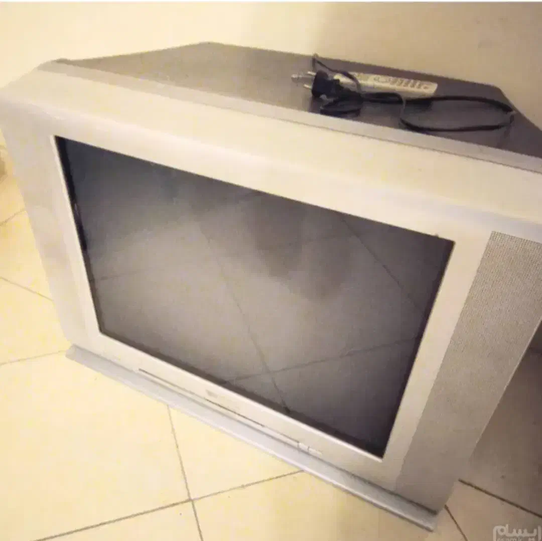 فروش تلویزیون توشیبا ژاپن کلکسیونی|تلویزیون و پروژکتور|مشهد, اقبال|دیوار