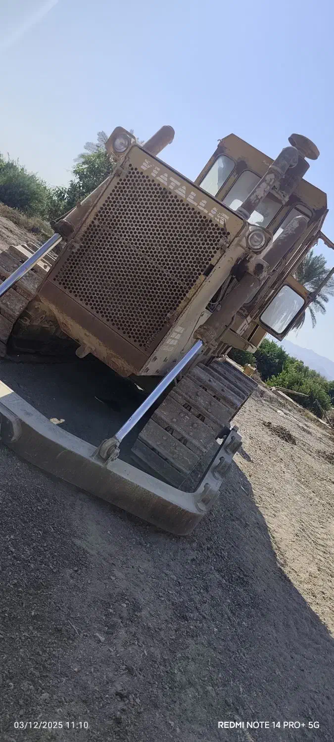 بلدوزر فیات اف دی 20|خودرو سنگین|بندرعباس, |دیوار