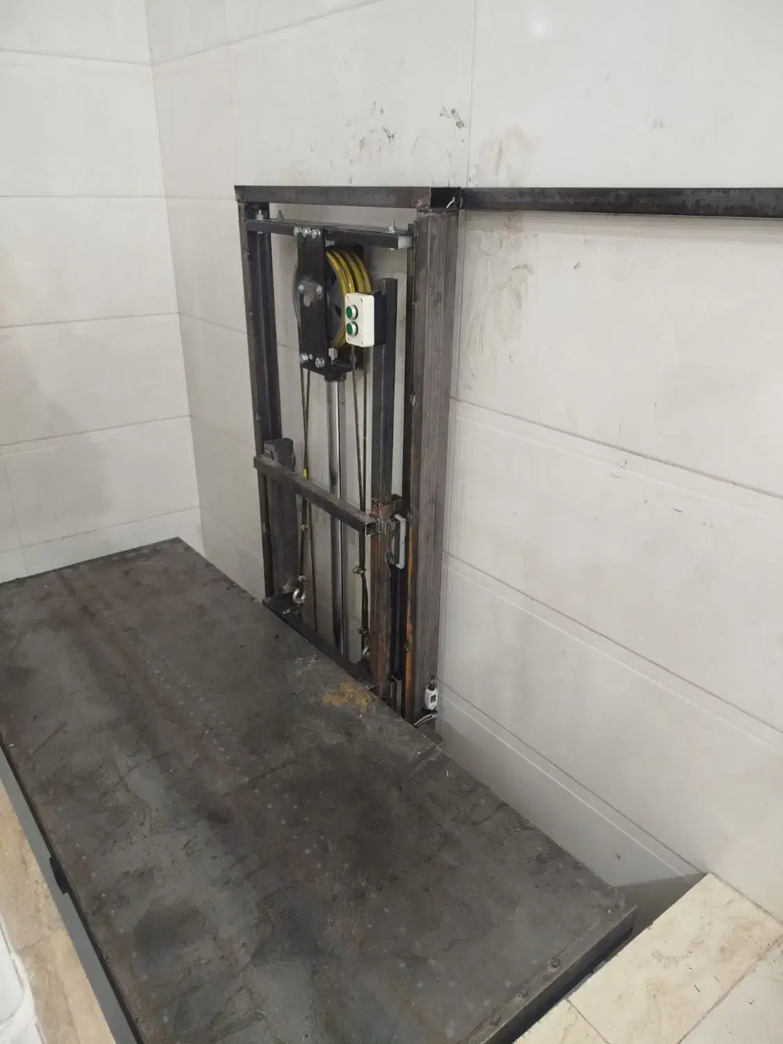 بالابر جکی|ماشین‌آلات صنعتی|ارومیه, |دیوار