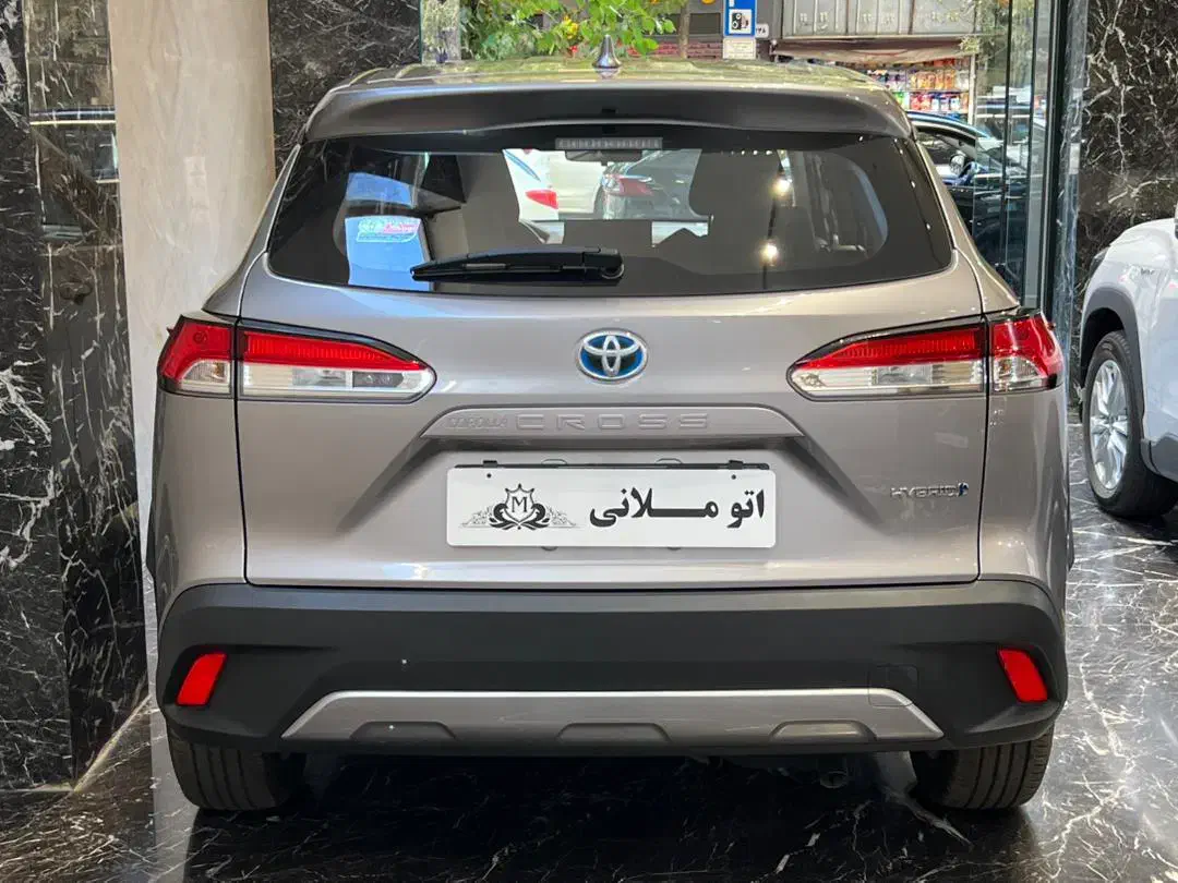 تویوتا کرولا کراس ۲۰۲۴ هیبرید|خودرو سواری و وانت|تهران, قلهک|دیوار