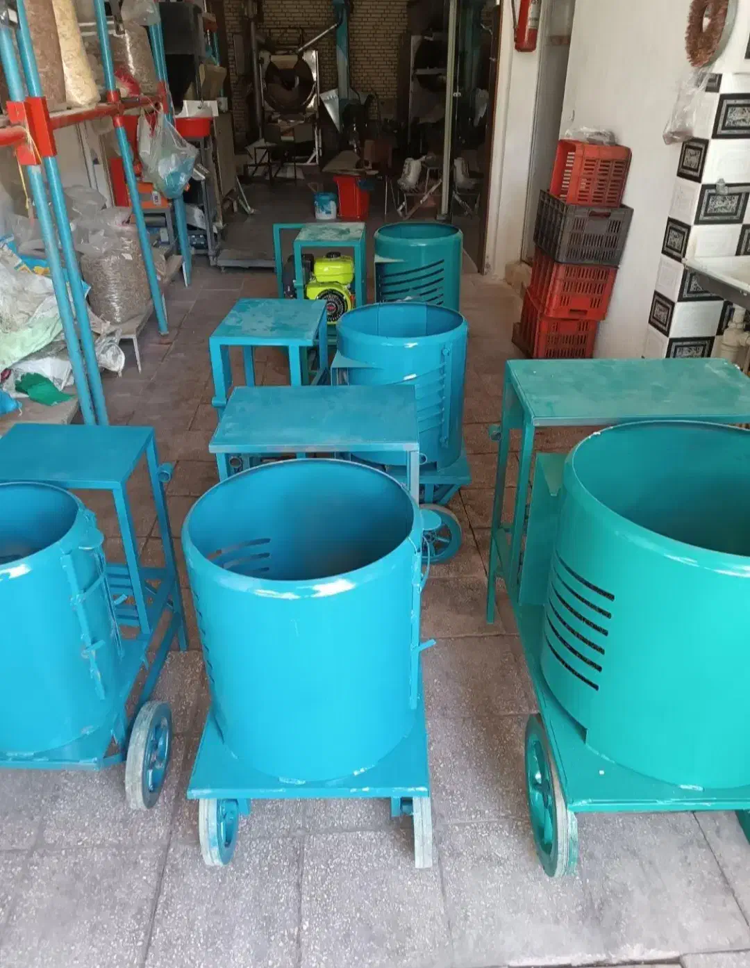 دستگاه پوست کن گردو و بادام موتور ماکیتا اصل 2xاسب|ماشین‌آلات صنعتی|تهران, شهرک ولیعصر شمالی|دیوار