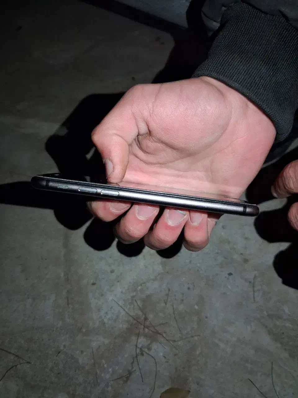 آیفون 8 تمیز|موبایل|شهرضا, |دیوار