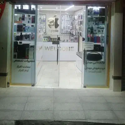 میز تعمیرات موبایل/ویترین شیشه /دکور موبایل فروشی|فروشگاه و مغازه|ری, شهید غیوری (ابن باویه)|دیوار