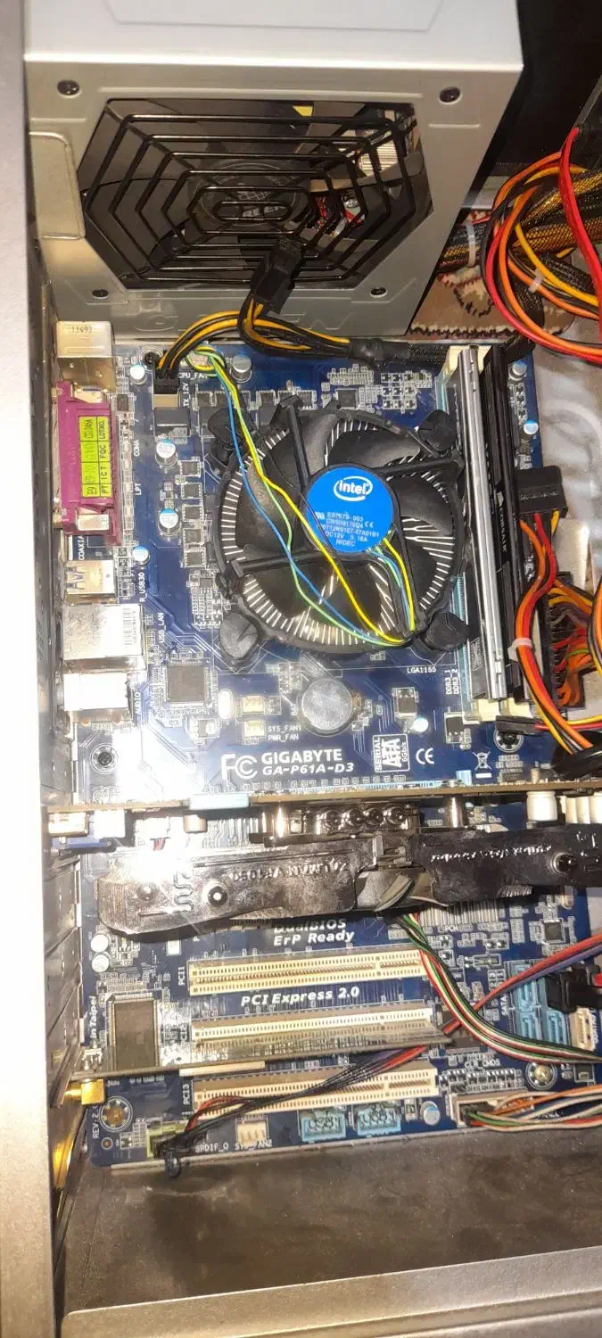 مادر بردh61+cpui7 3770گرافیک یک128بیت|قطعات و لوازم جانبی رایانه|مشهد, ابوذر|دیوار