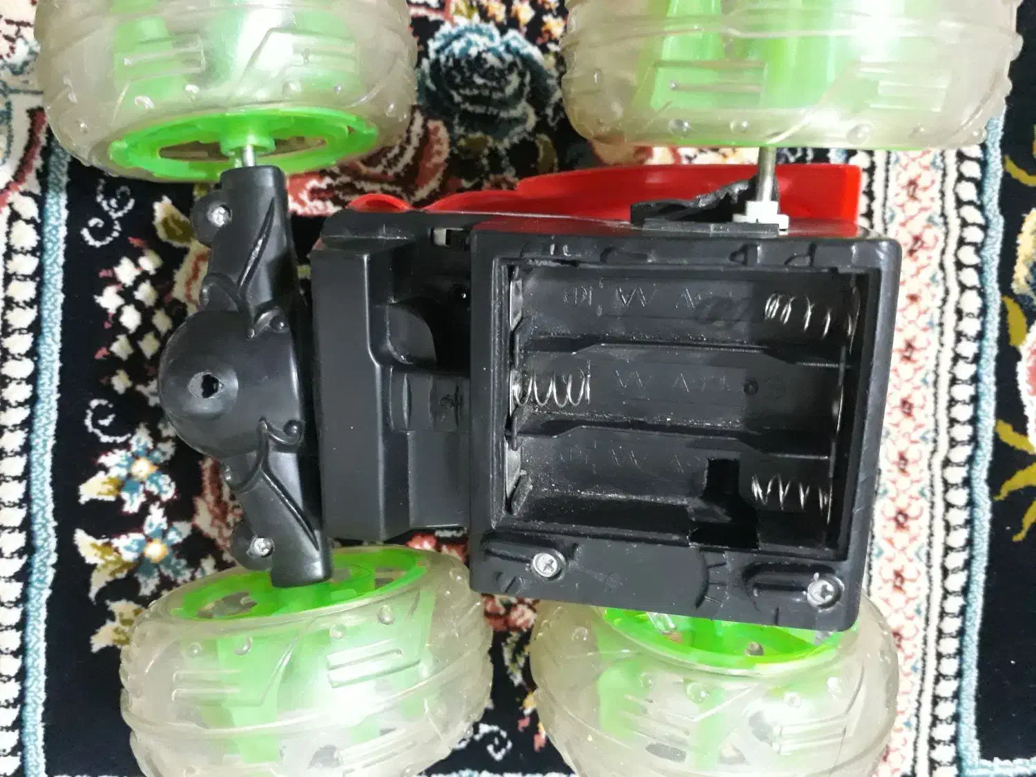 اسباب بازی|اسباببازی|اندیشه, اندیشه فاز ۱|دیوار