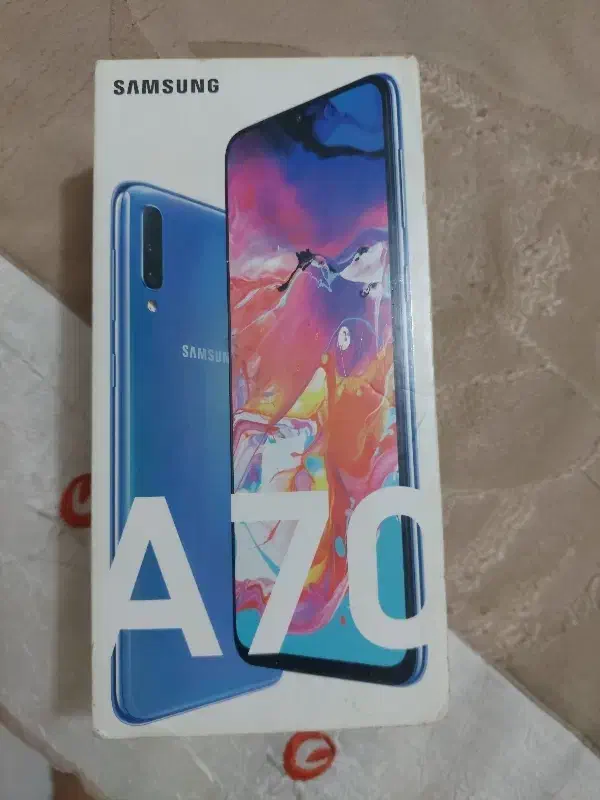 گوشی a70  ال سی دی نیاز ب تعویض|موبایل|کرج, شاهین‌ویلا|دیوار