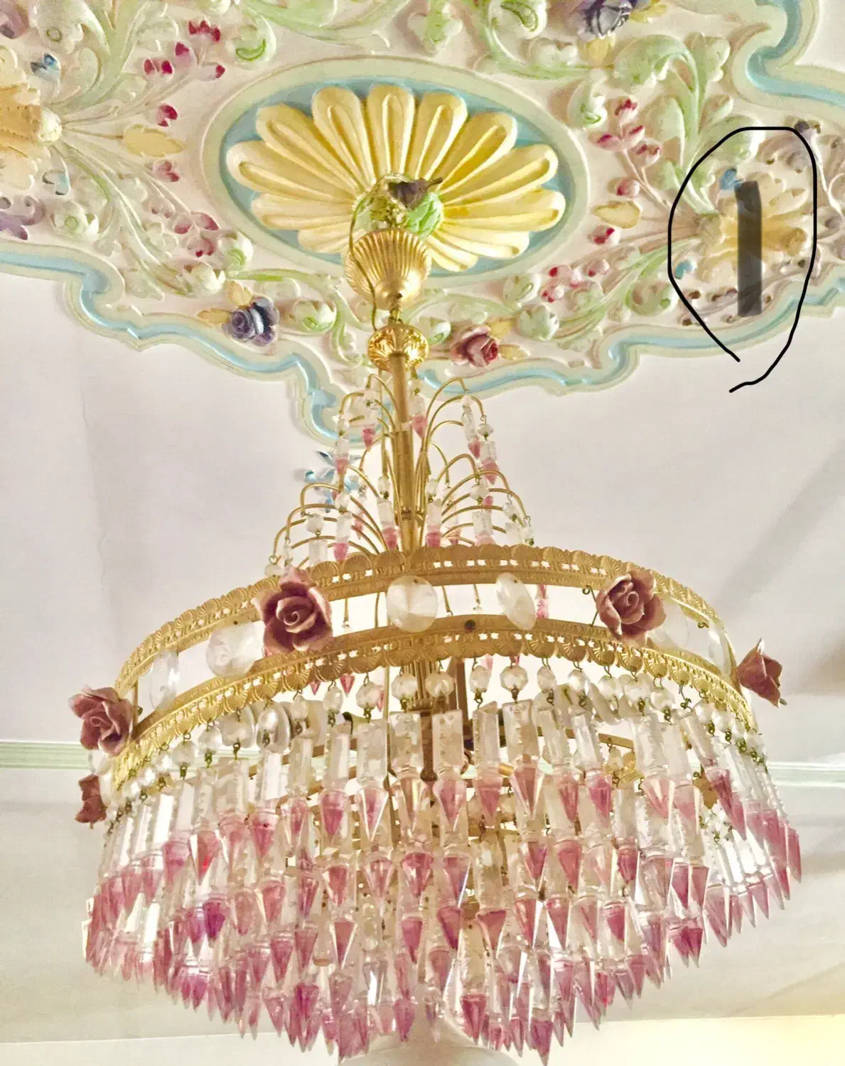 پنج عدد لوستر زیبا و آنتیک خیلی کمتر از قیمت واقعی|لامپ و چراغ|قم, سالاریه|دیوار