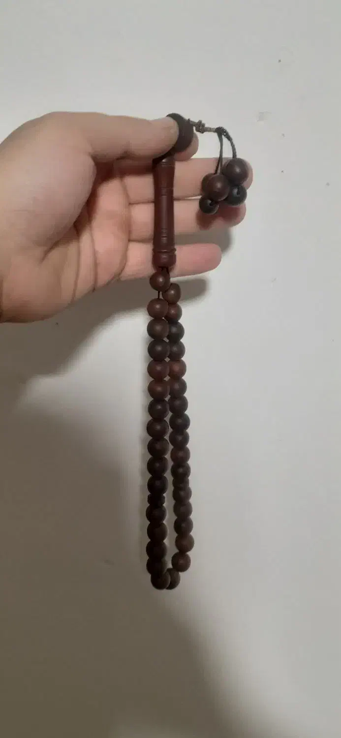 تسبیح عناب|کلکسیون اشیاء عتیقه|قم, در بهشت|دیوار