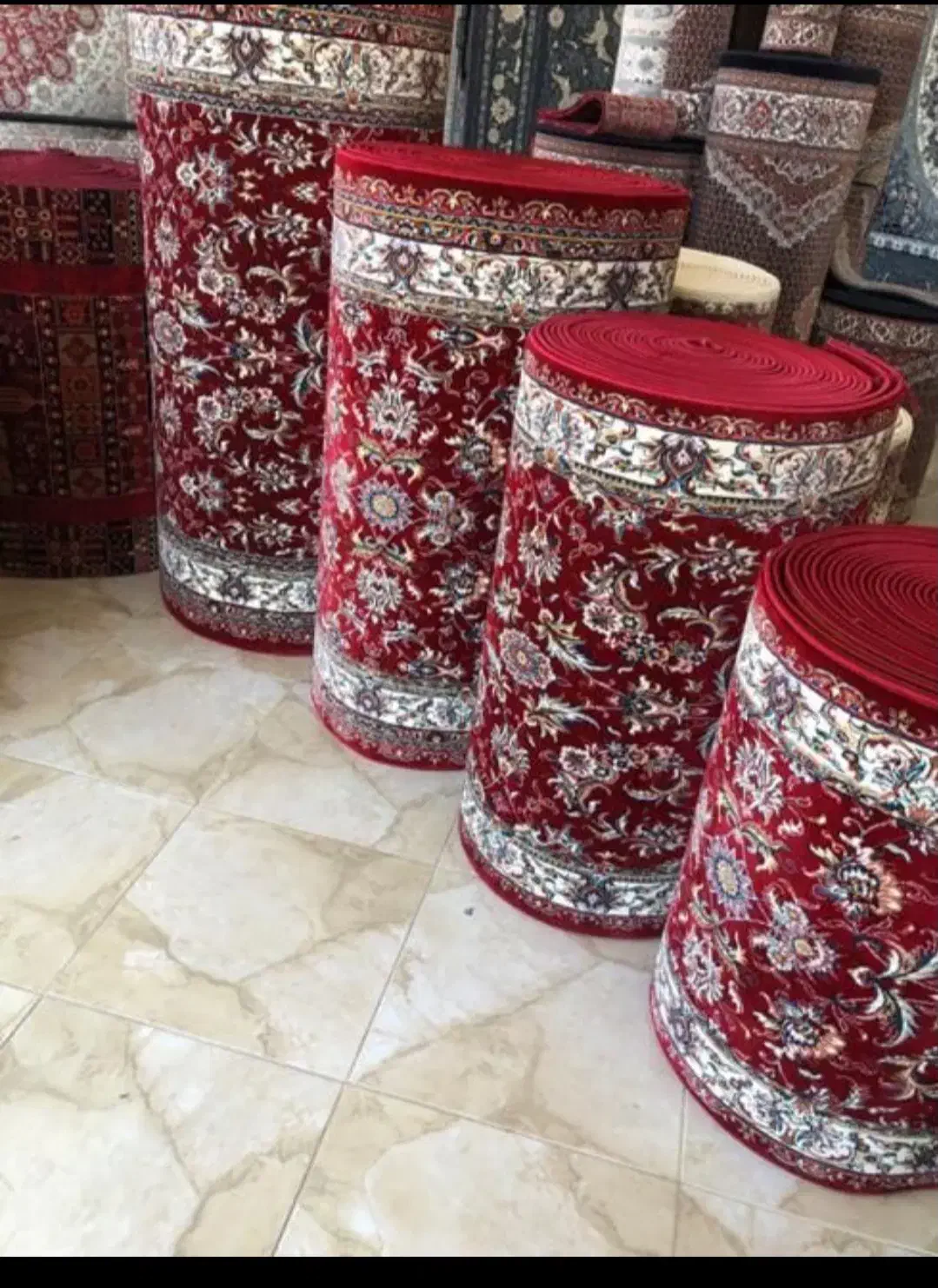 کناره فرش لاکی موکت تندیس ۱۸۶۵|فرش|قم, شاه ابراهیم|دیوار