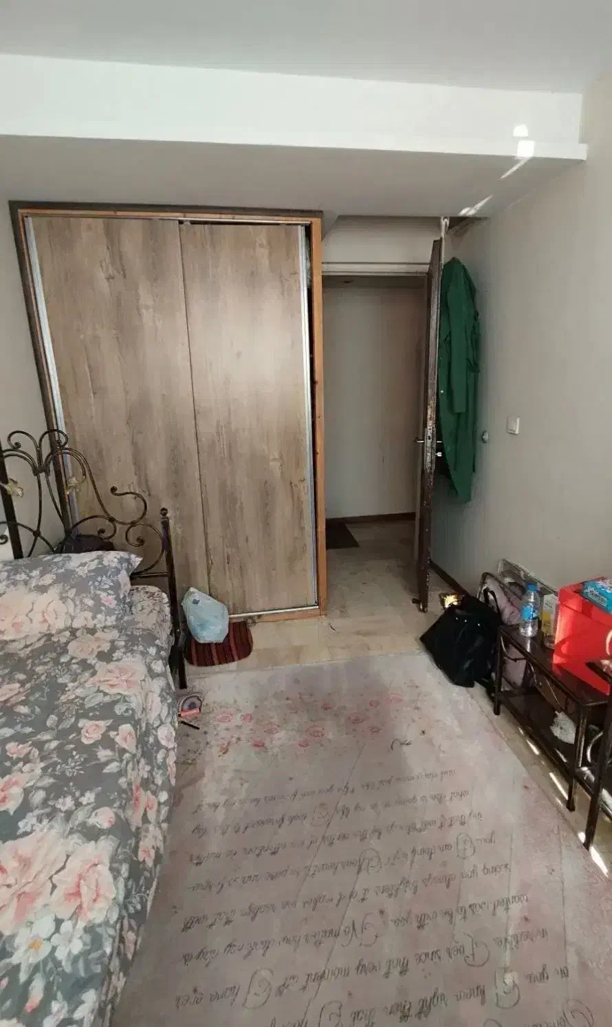 ۱۳۵ متر ۳ خواب نوساز تکواحدی فول امکانات