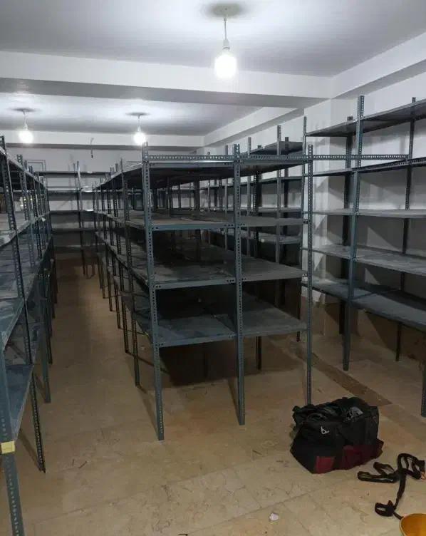 قفسه انبار قروه|فروشگاه و مغازه|دیواندره, |دیوار