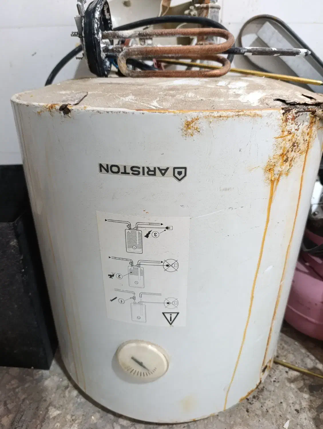 اجرای کار  آبگرمکن و لوله کشی صفرتاصد|خدمات پیشه و مهارت|بندرعباس, |دیوار