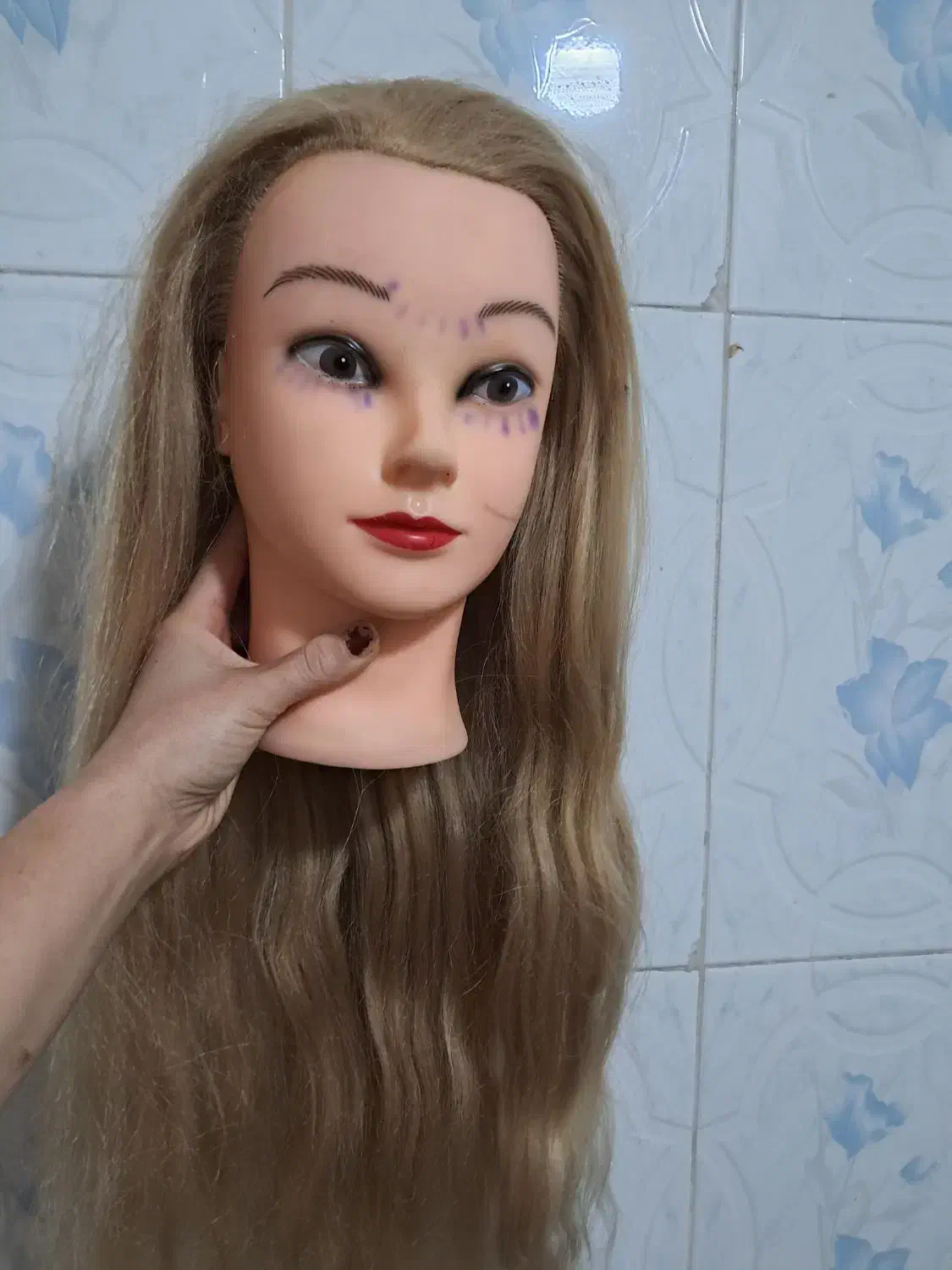 کله مانکن|آرایشگاه و سالن‌های زیبایی|بندرعباس, |دیوار