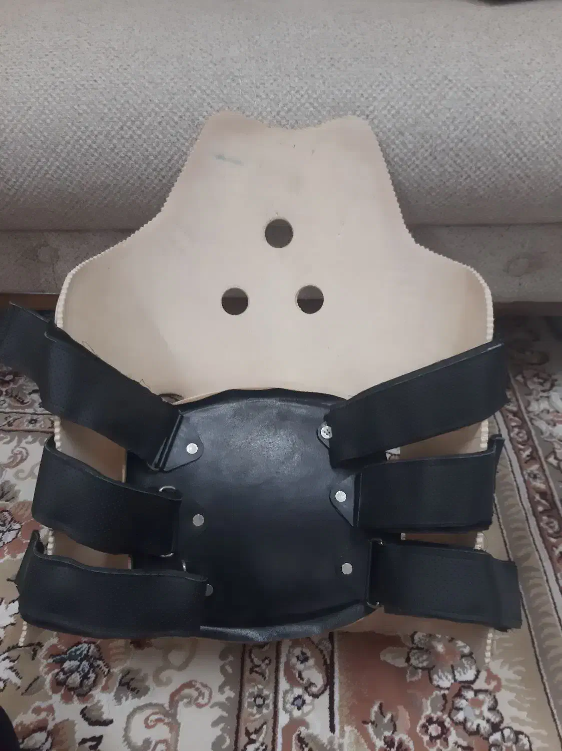 کمر بند (بریس کمر)|پزشکی|رشت, لاکانی|دیوار