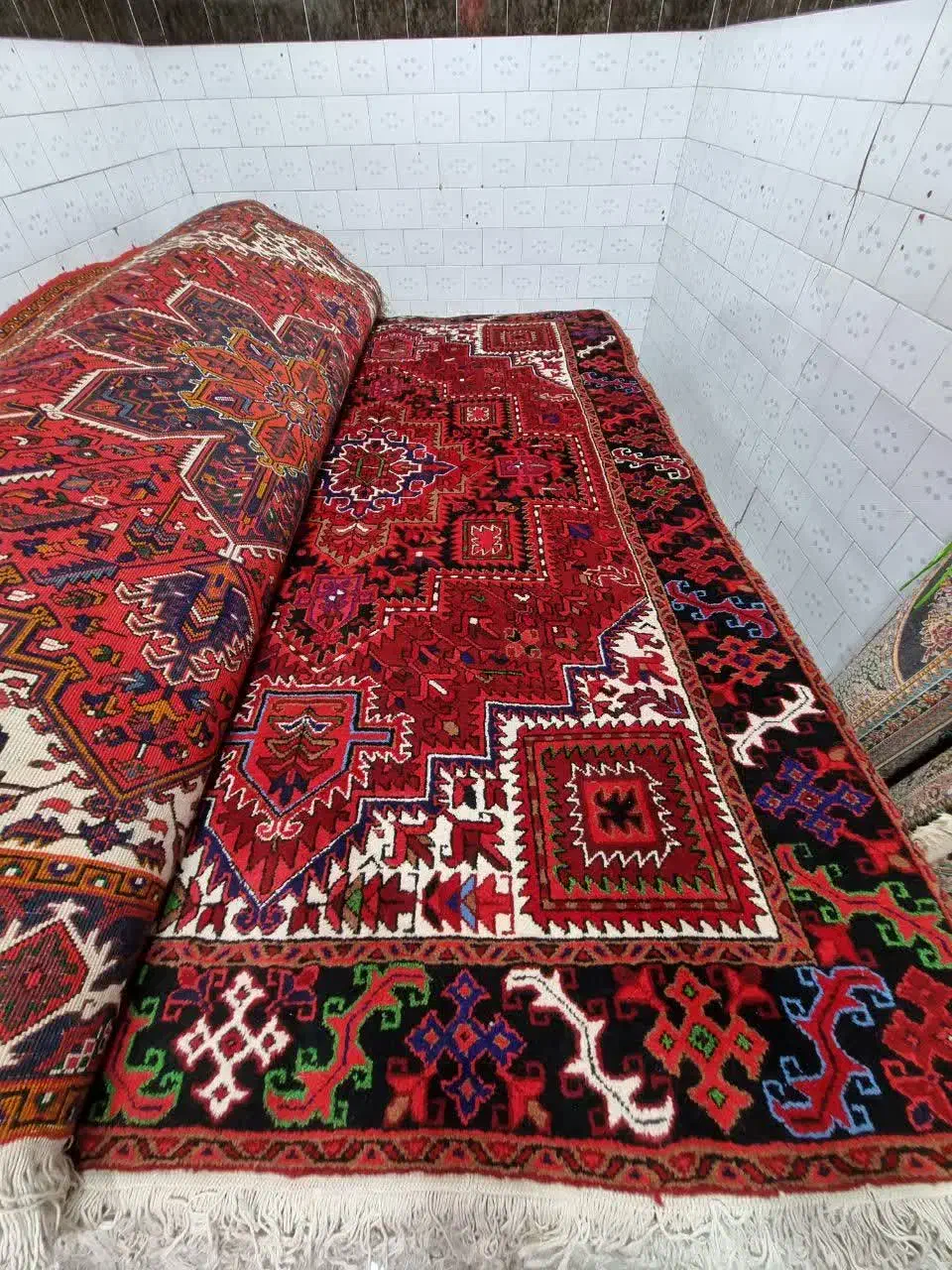 دوجفت مشابه بهم|فرش|مراغه, |دیوار