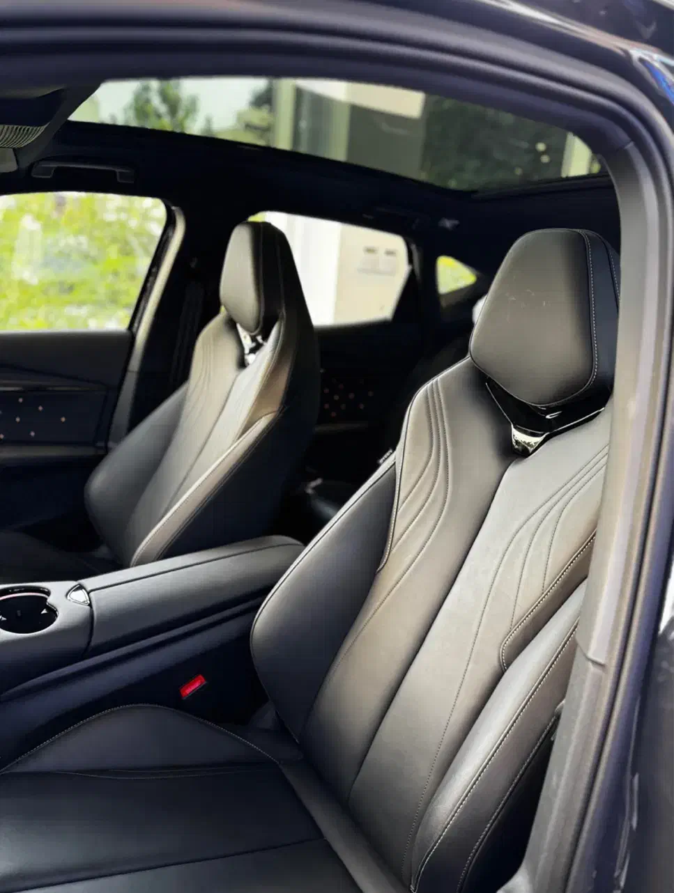 ID UNIX- Pure 2025|خودرو سواری و وانت|تهران, میرداماد|دیوار