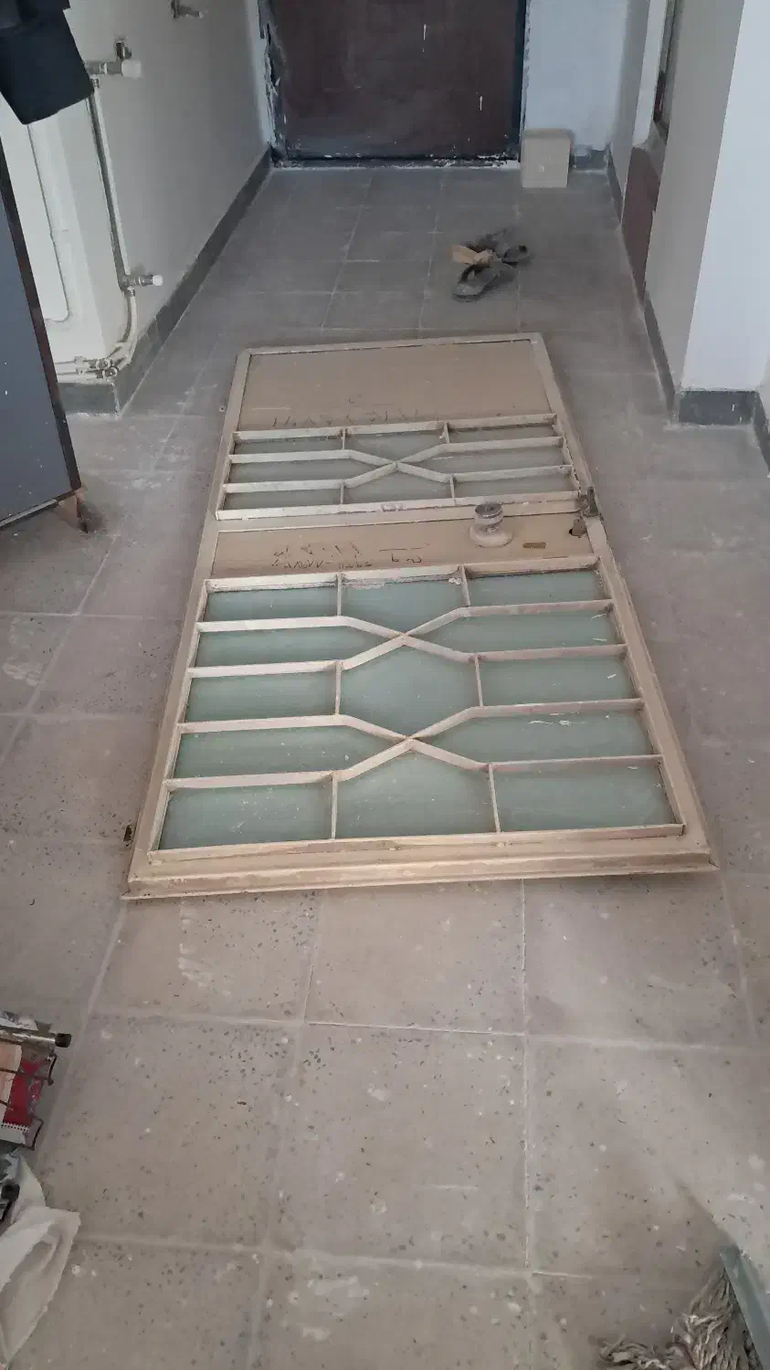 درب ورودی آپارتمان|مصالح و تجهیزات ساختمان|ایلام, |دیوار