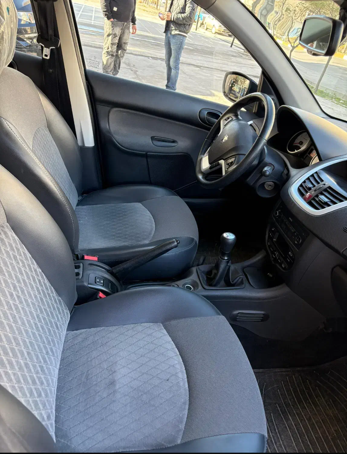 207 پانا ارتقا|خودرو سواری و وانت|اردبیل, |دیوار