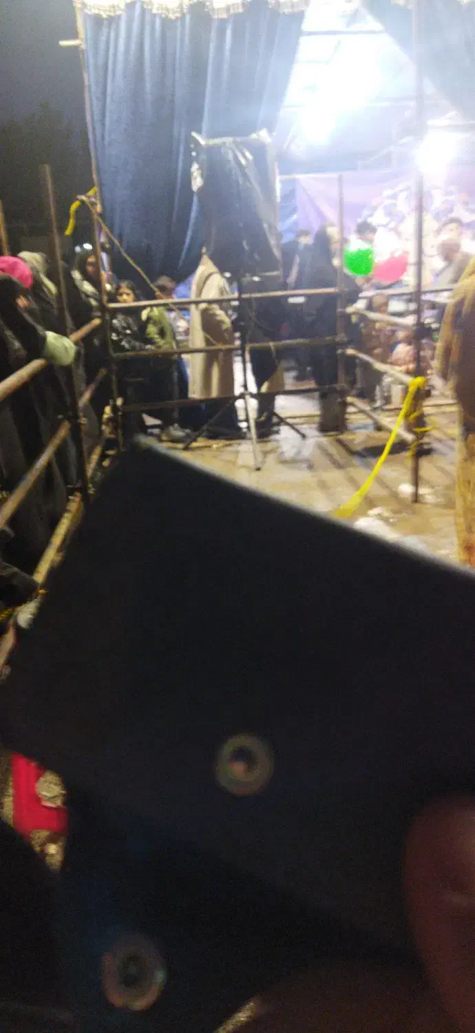 گمشده|اشیا|قم, جمکران|دیوار