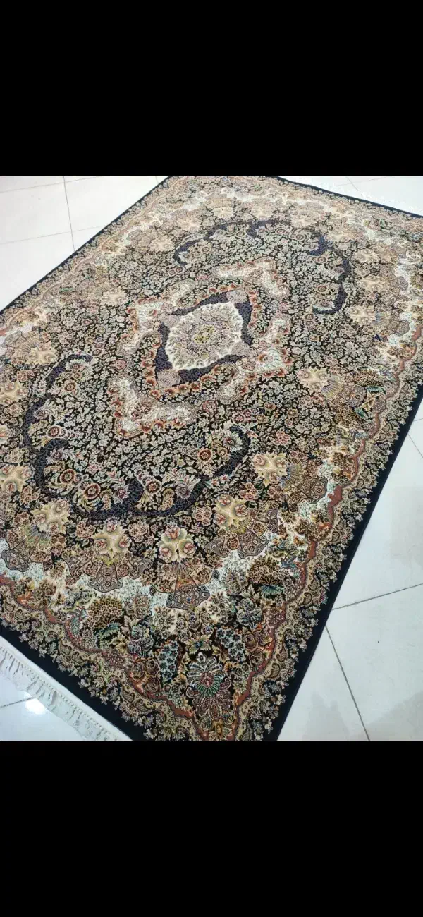 فرشای ۷۰۰شانه اصل از هر طرح ۴تخته|فرش|سنندج, |دیوار