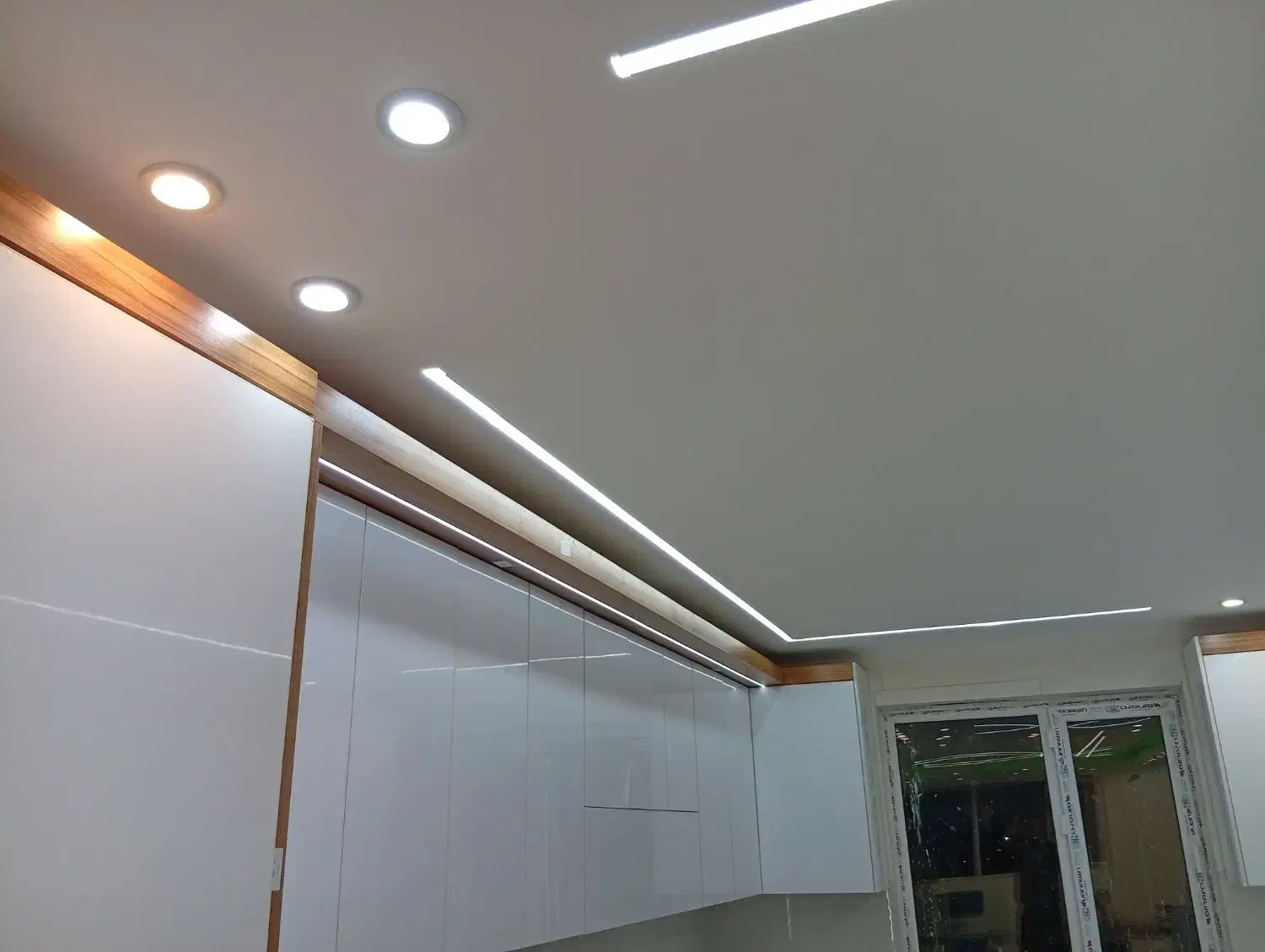 برقکاری ساختمان صفر تا صد کامل و به صورت هوشمند|خدمات پیشه و مهارت|کامیاران, |دیوار