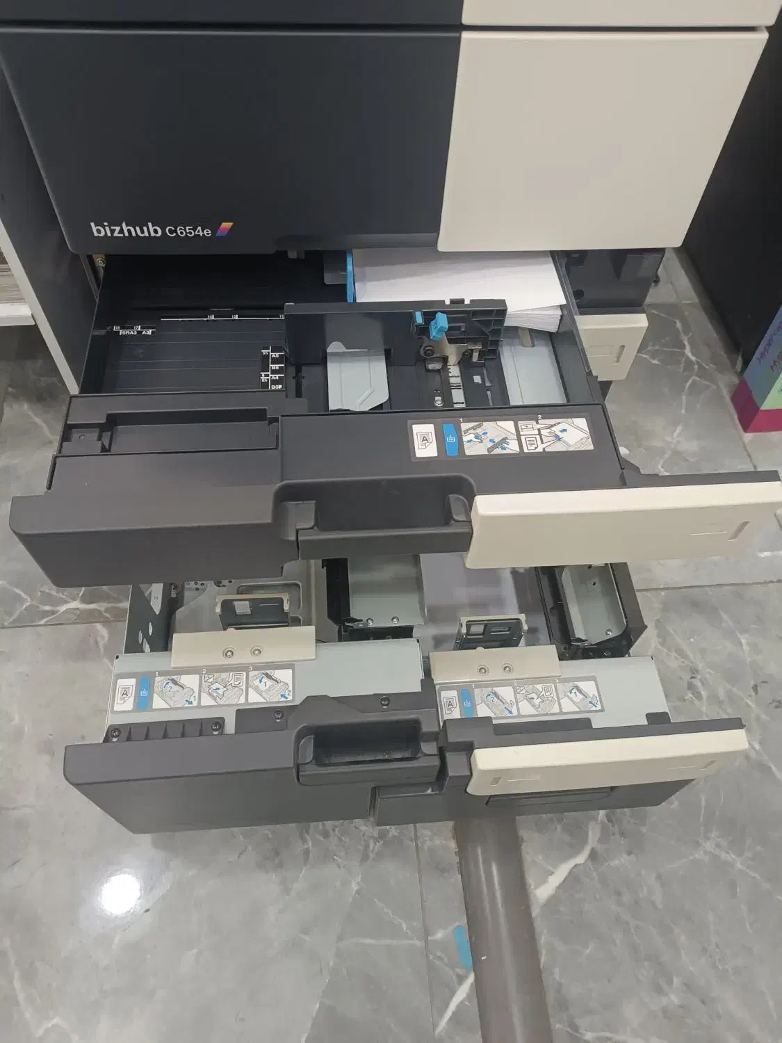 دستگاه رنگیکونیکا 654|پرینتر، اسکنر، کپی، فکس|ایلام, |دیوار