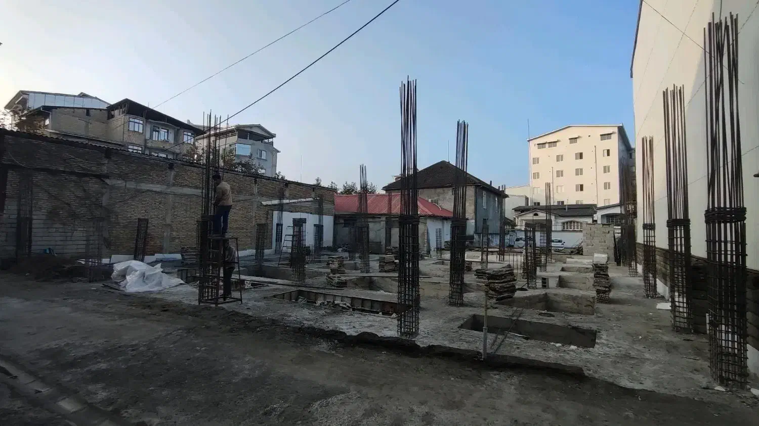 پیش‌فروش/92متری/اقساط تا 30ماه/پارکینگ/خ امام|پیش‌فروش املاک|آستارا, |دیوار