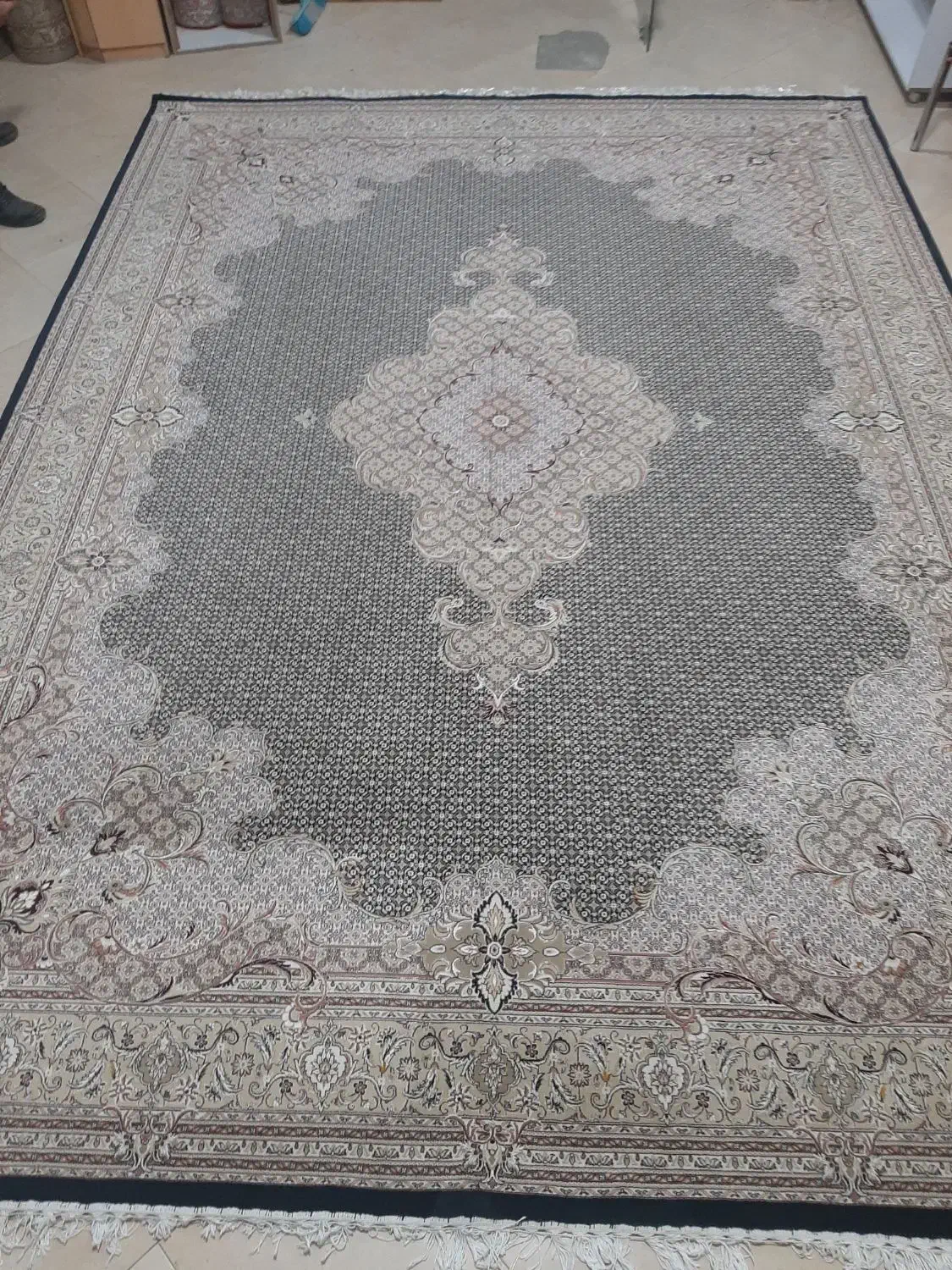 ۲ تخته ۱۲ متری  ۷۰۰ شانه تراکم ۲۵۵۰ پردیسان|فرش|ارومیه, |دیوار