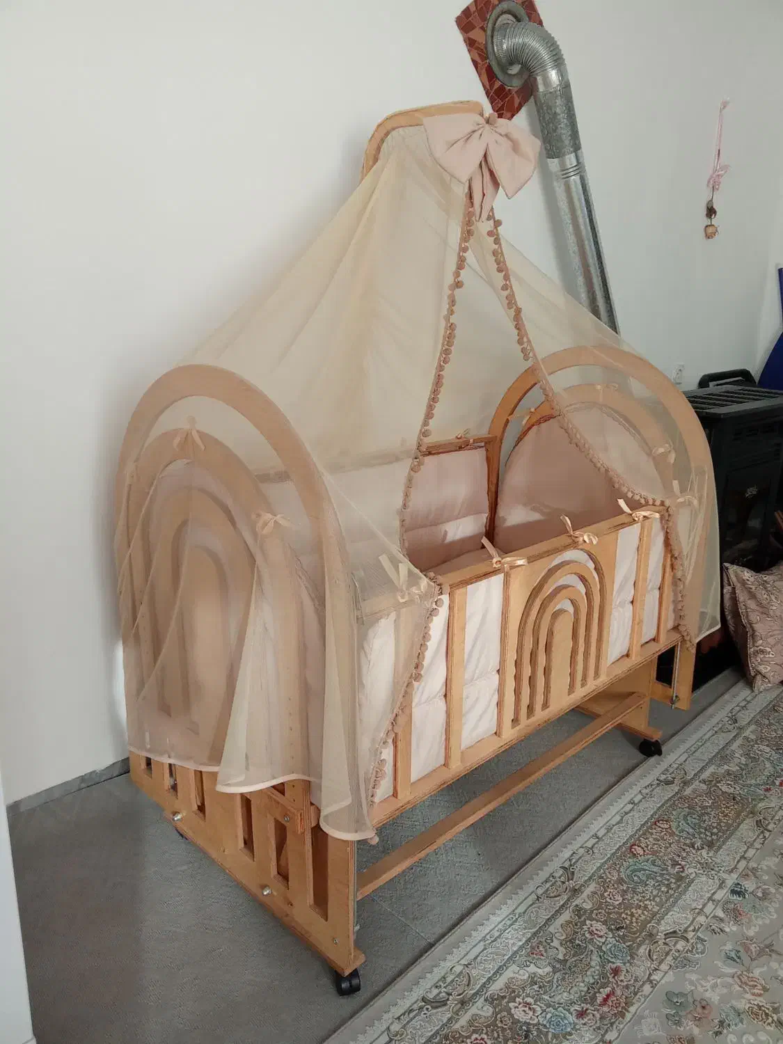 گهواره نوزاد|تخت و سرویس خواب|بوکان, |دیوار