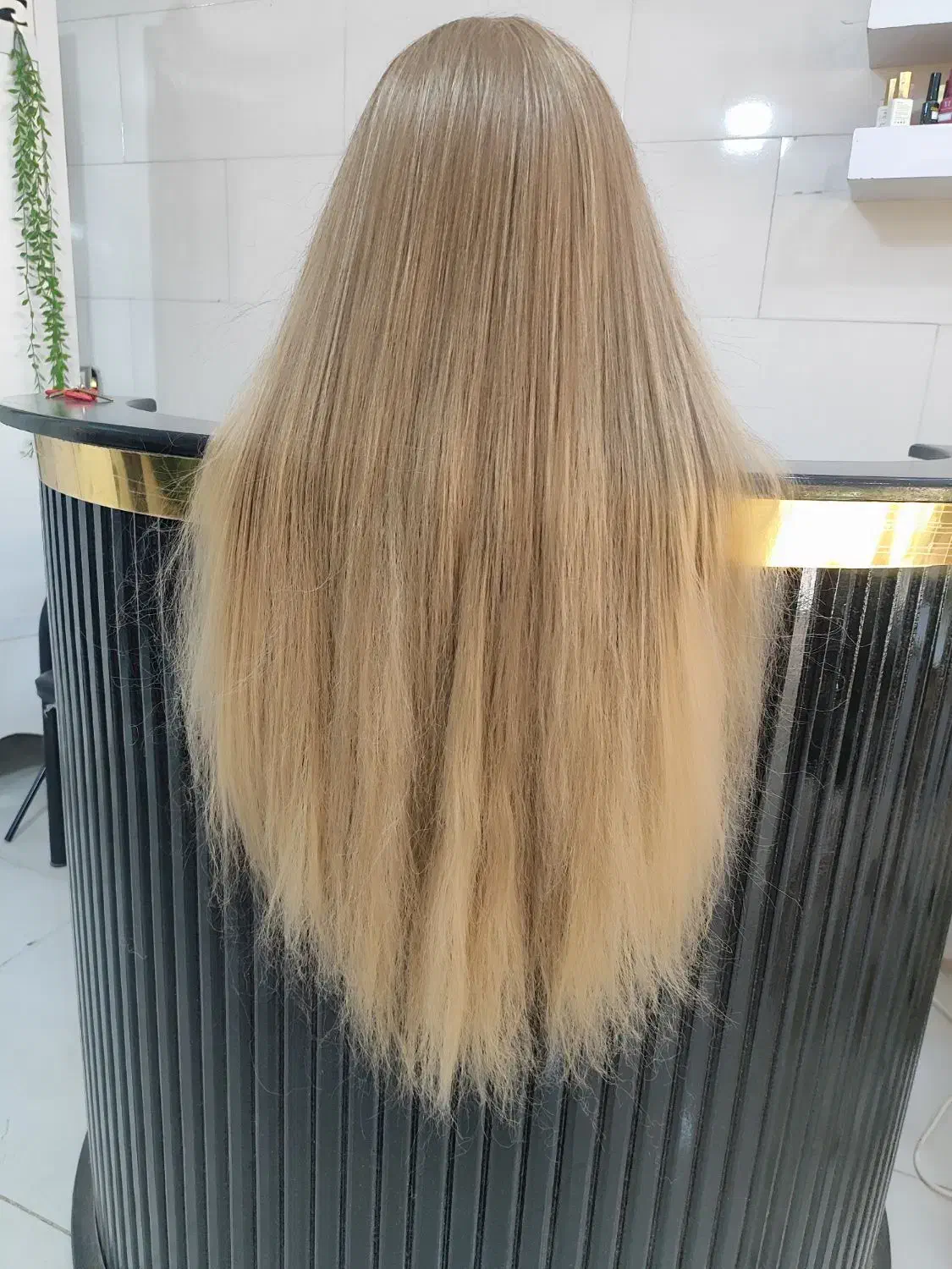 کله مانکن امبره|آرایشگاه و سالنهای زیبایی|کهنوج, |دیوار