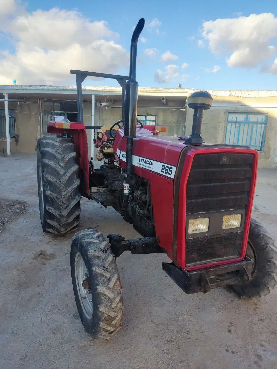 تراکتور فرگوسن تک285چک اقساط|خودرو سنگین|شیرین‌سو, |دیوار