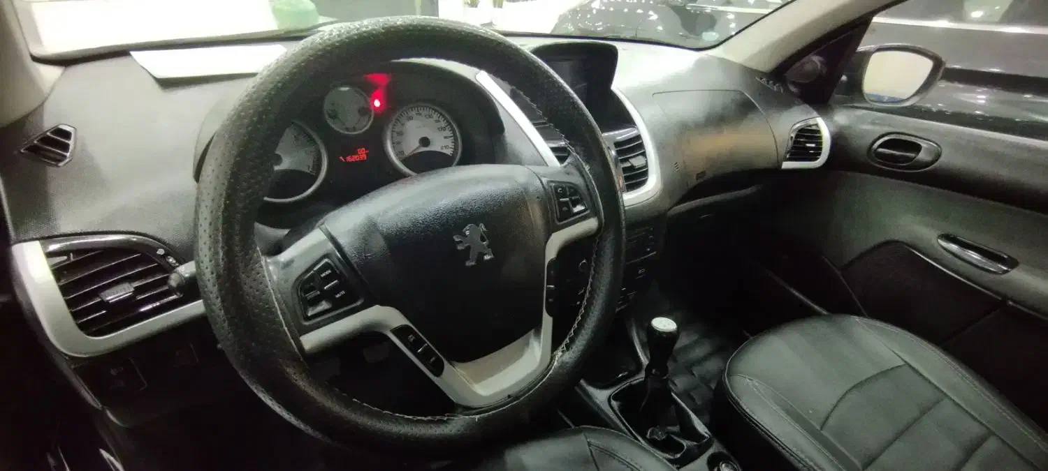 207 دنده سقف فلز|خودرو سواری و وانت|کاشان, میدان کهنه|دیوار