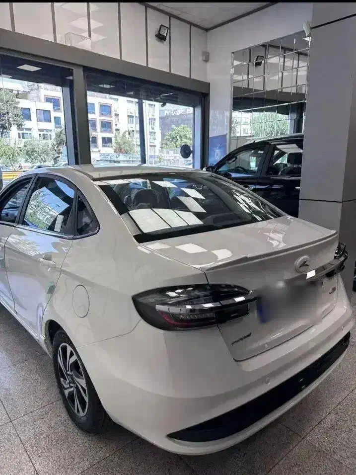 ایگل بنزینی سفید صفر خشک مدل ۱۴۰۴|خودرو سواری و وانت|تهران, اکباتان|دیوار