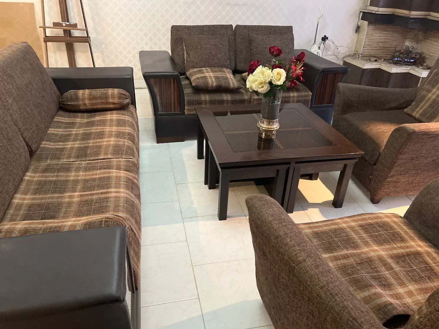 مبل هفت نفره با میز جلو مبل با ۴ عدد عسلی|مبلمان خانگی و میز عسلی|تهران, حبیب الله|دیوار