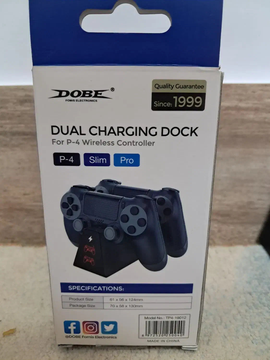 پایه شارژ دستگیره PS4نو|کنسول، بازی ویدئویی و آنلاین|بروجرد, |دیوار