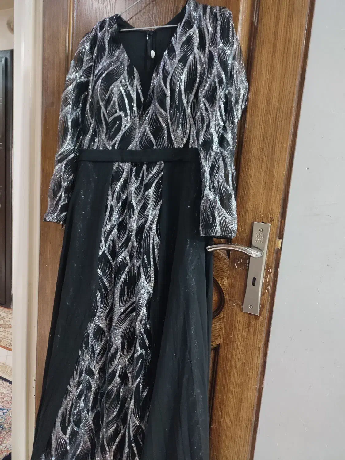 لباس مجلسی|لباس|قزوین, |دیوار