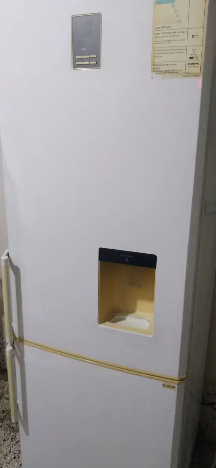 یخچال فریزرسامسونگ بدون برفک اصل کره درحد|یخچال و فریزر|ساری, |دیوار