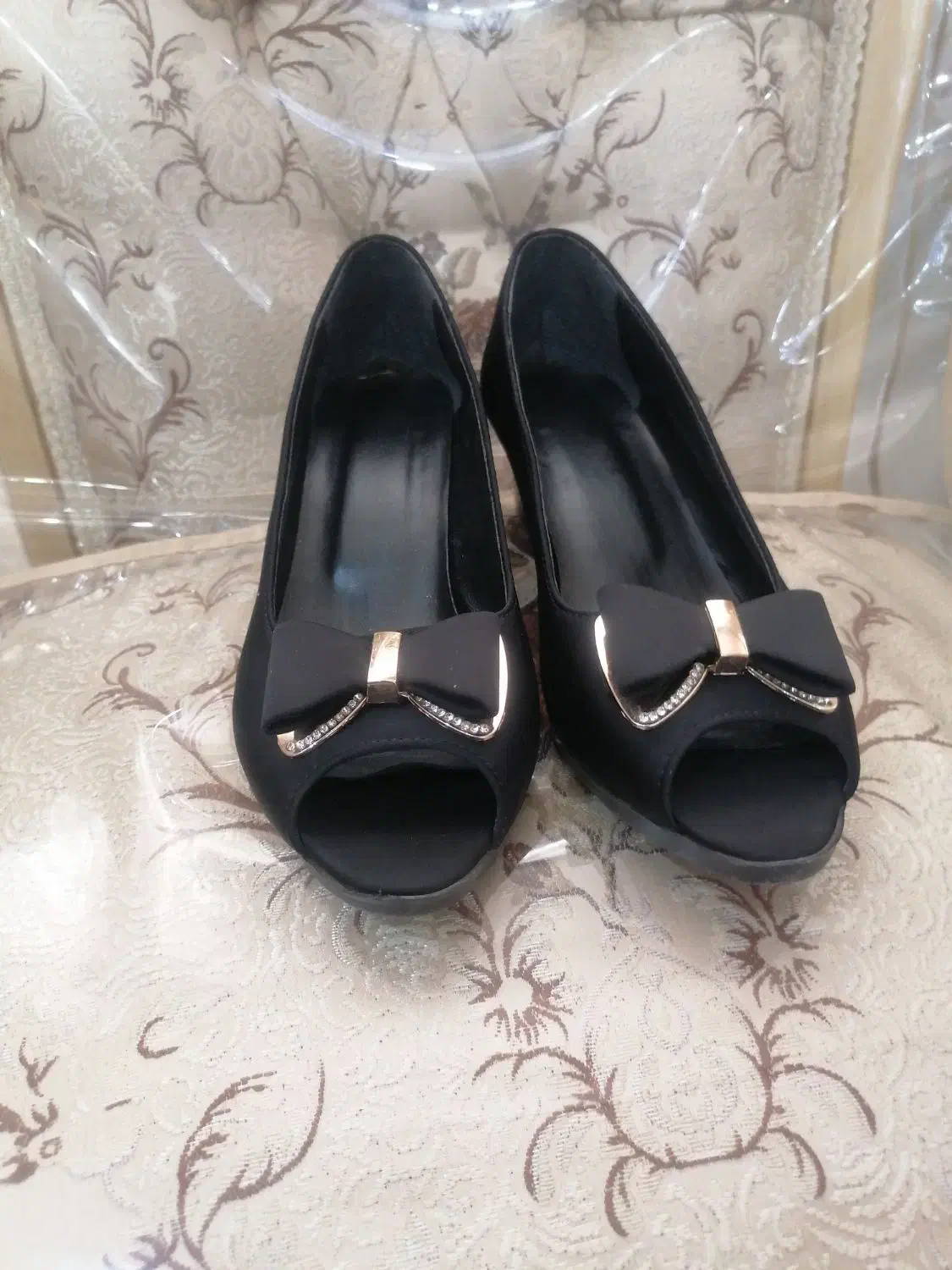 کفش زنانه|کیف، کفش، کمربند|تربت جام, والفجر|دیوار