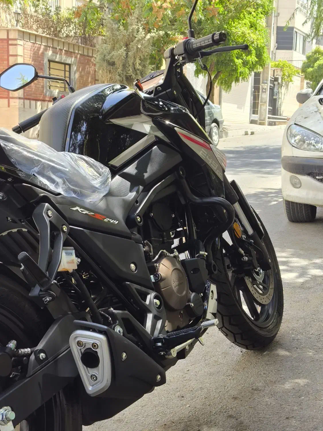 لیفان KPS 250 در حد صفر  کم‌کار و تمیز|موتورسیکلت|تهران, فاطمی|دیوار