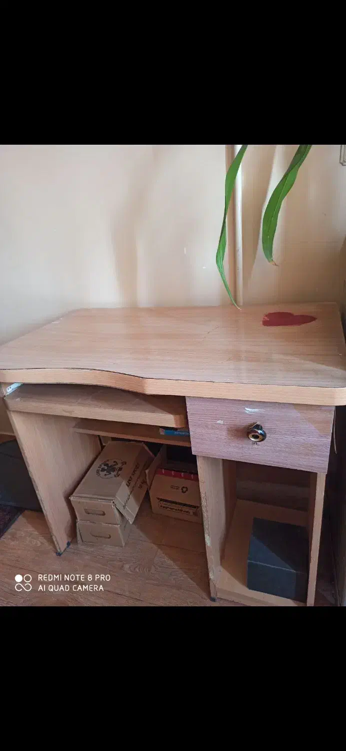 میز تحریر و کامپیوتر|میز تحریر و کامپیوتر|کرمان, |دیوار